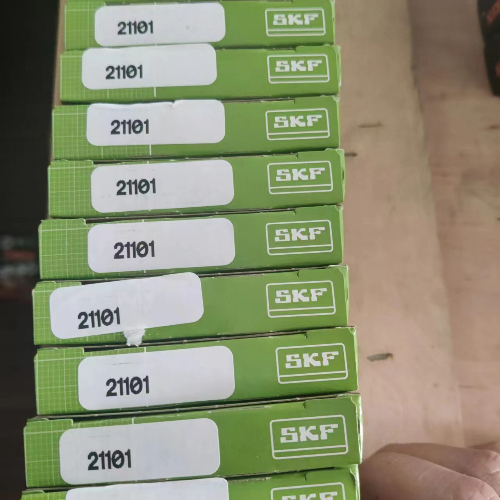 SKF外骨架油封?CR6817油封?中國(guó)保稅庫(kù)現(xiàn)貨